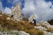 In Cornagera (1311 m) ad anello sui sentieri ‘Cornagera�? e ‘Vetta�? il 30 ottobre 2017  - FOTOGALLERY